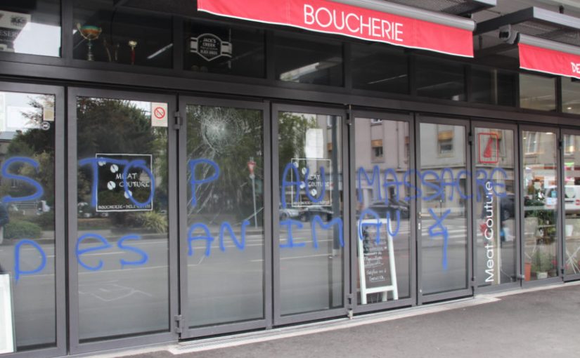 Dos carnicerías atacadas en Francia.